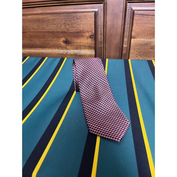 Jos. A. Bank Men's Traveler Orange Geometric Stain Resistant Silk Classic Tie - Picture 1 of 5